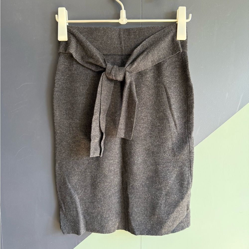 Club Monaco 100% Merino Wool Charcoal Grey Knit Pencil Skirt, Sz XS, VGUC